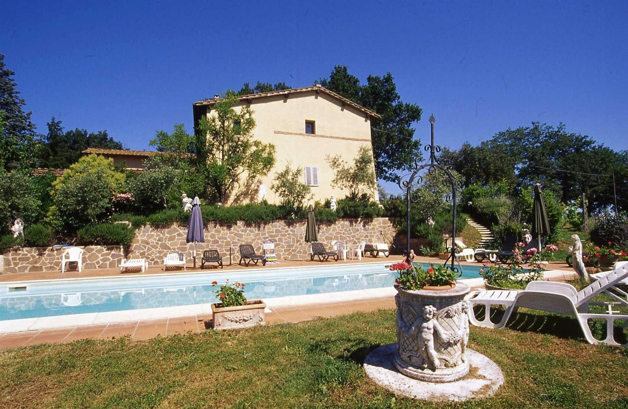 Il Colombaio, Siena -Appartamenti E Camere- Isola d'Arbia Exterior photo